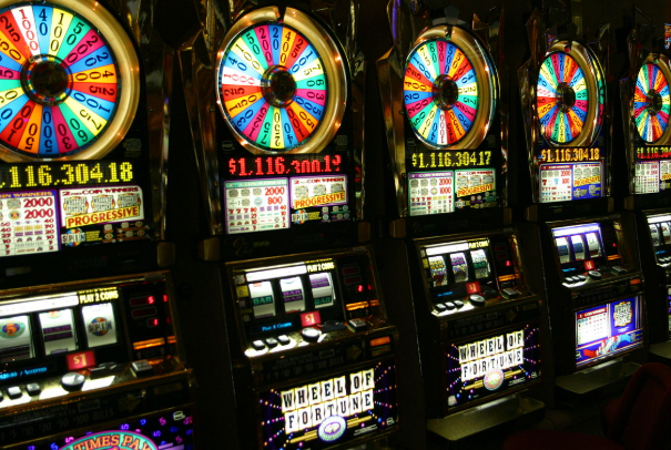 Mengenal Permainan Slot Machine Dalam Dunia Casino
