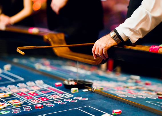 Perkembangan Casino Online vs Casino Tradisional